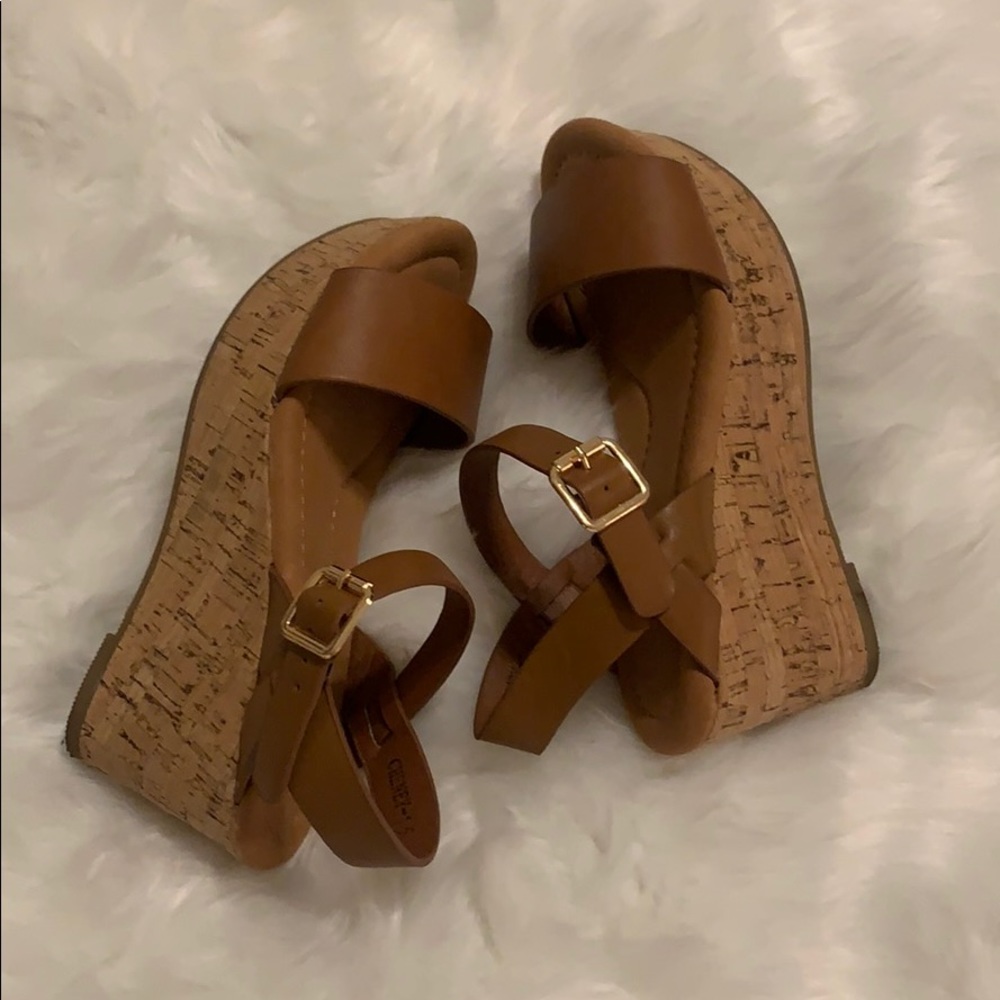 Wedges - Picture 3 of 3